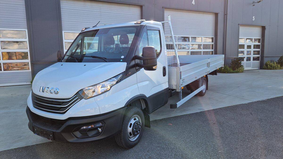 Iveco Daily  50C18 valník do 3,5t skladem