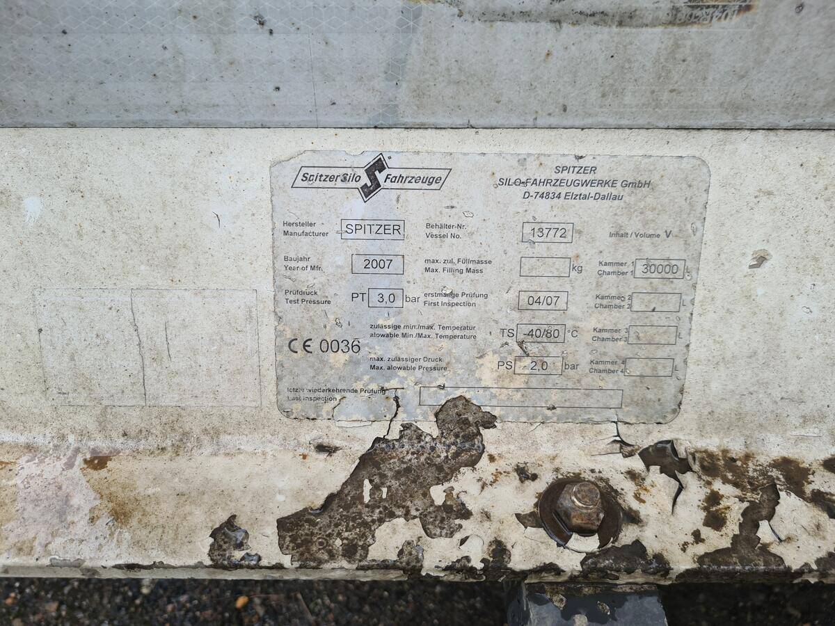 Ostatni model ostatni Spitzer ZA1830/2P silo