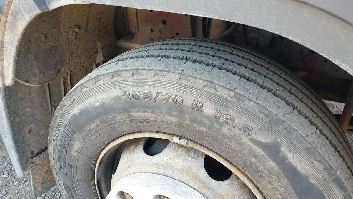 Iveco Eurocargo ML120E24 plachta