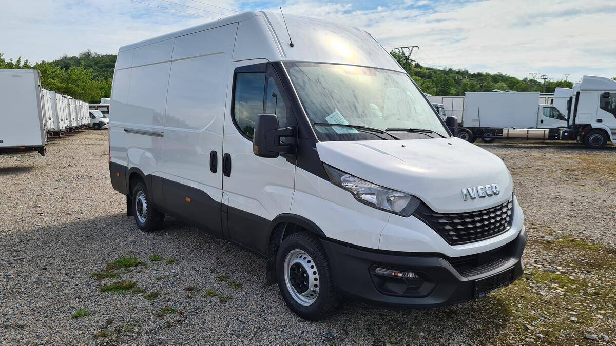 Iveco Daily  50C18 do 3,5t,L2H3, v.v. 2,1m