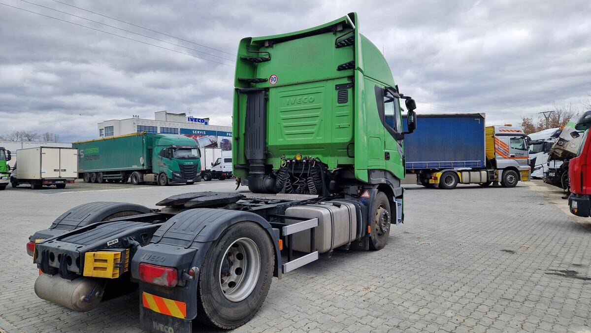 Iveco Stralis AS440T/P rezervace