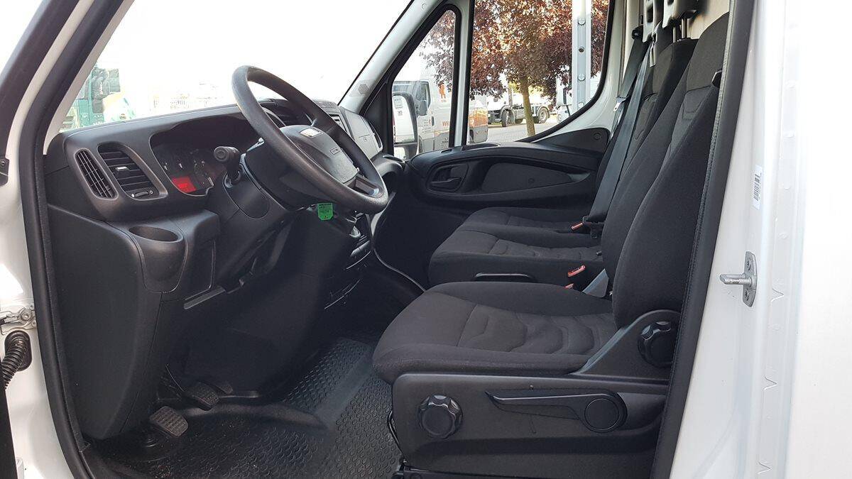 Iveco Daily 35S15V rezervace