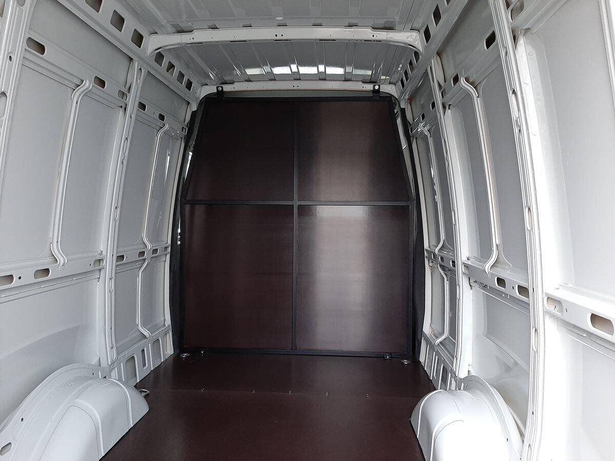 Iveco Daily  35S16 16m3 6míst