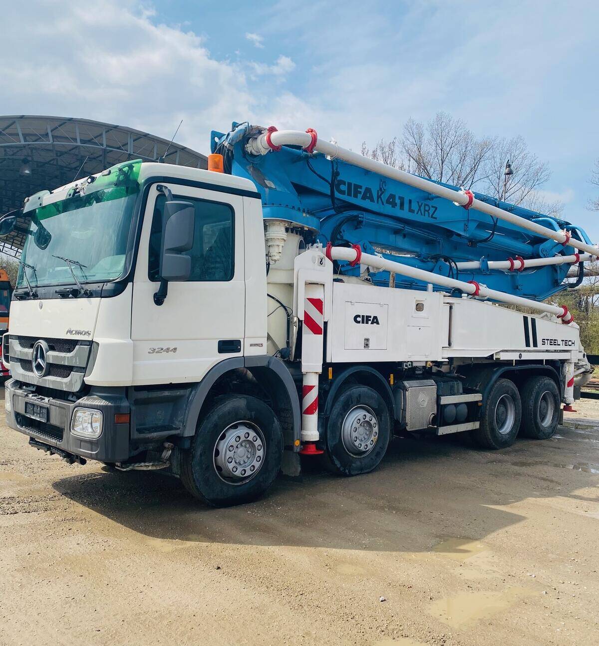 Mercedes-Benz Actros 3244K 8x4  beton pumpa