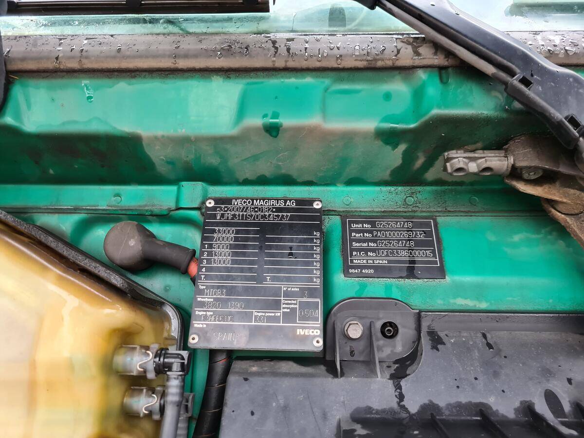 Iveco Trakker AT380TW 6x6 tahač s HR