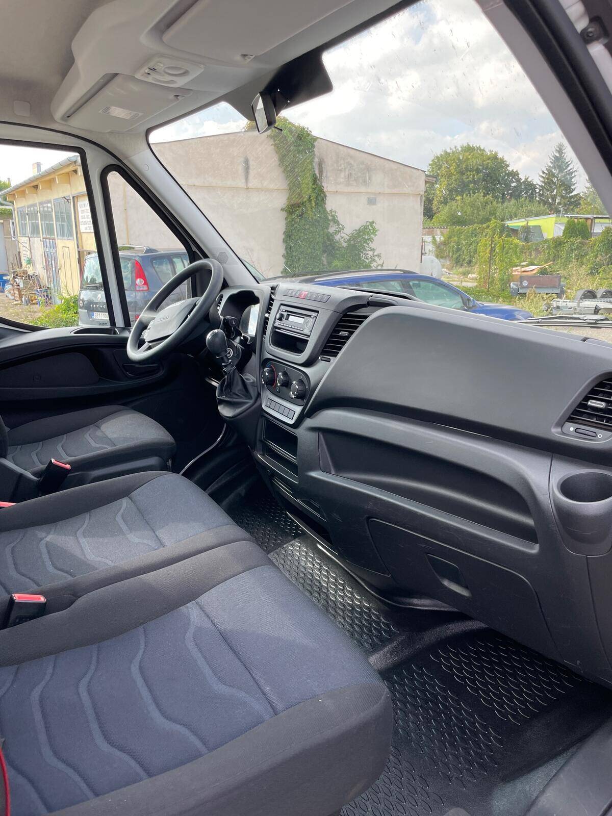 Iveco Daily 50C18 do 3,5t, klima