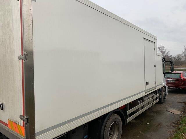 Iveco Eurocargo ML160E32 mražák, přepážka