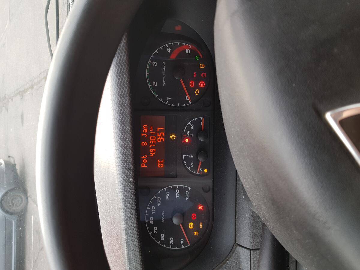 Iveco Daily 35C17 skříň, klima