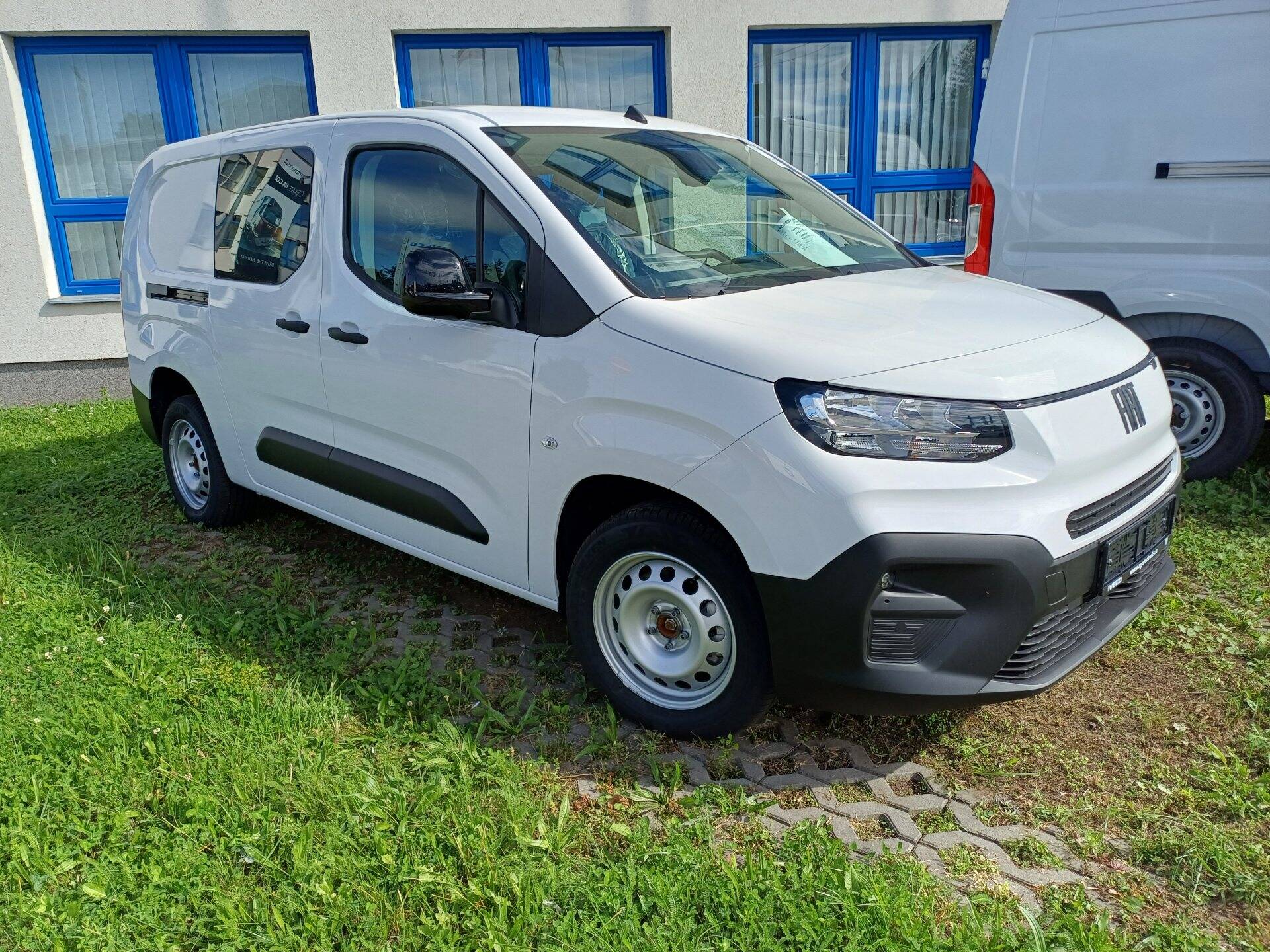 Fiat Dobló E-Doblo 136k 50kWh polokombi