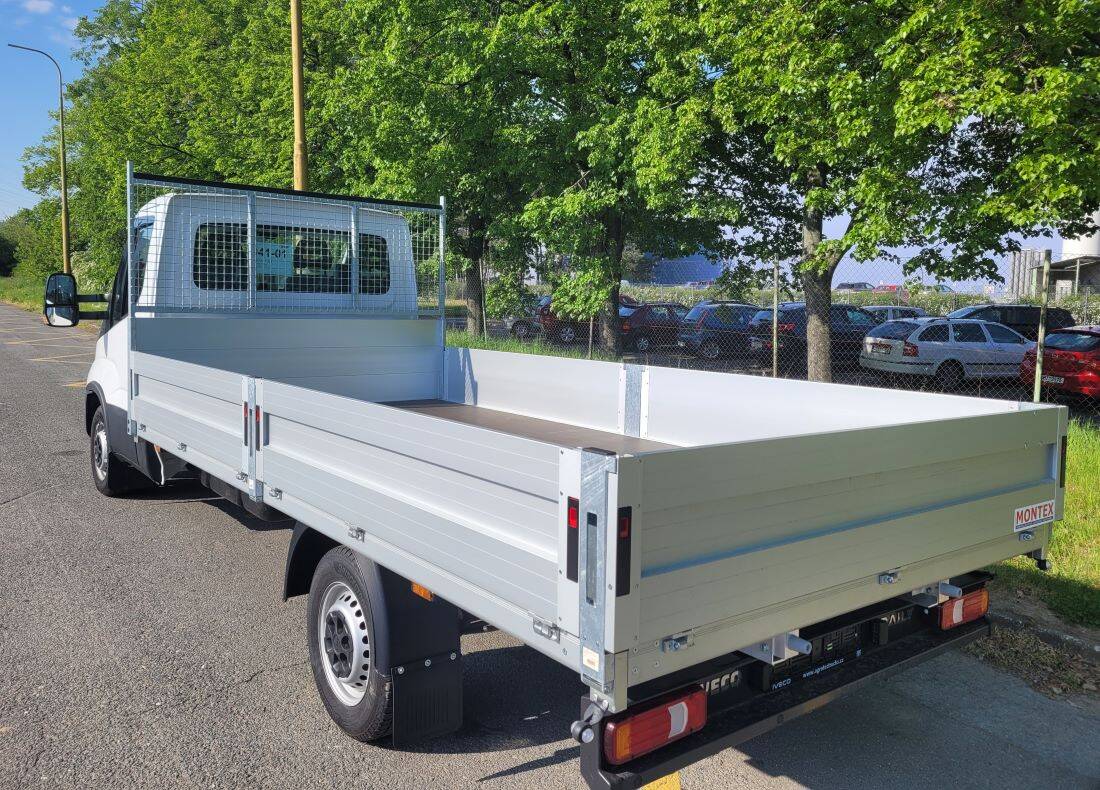 Iveco Daily 35S16, valník, klima