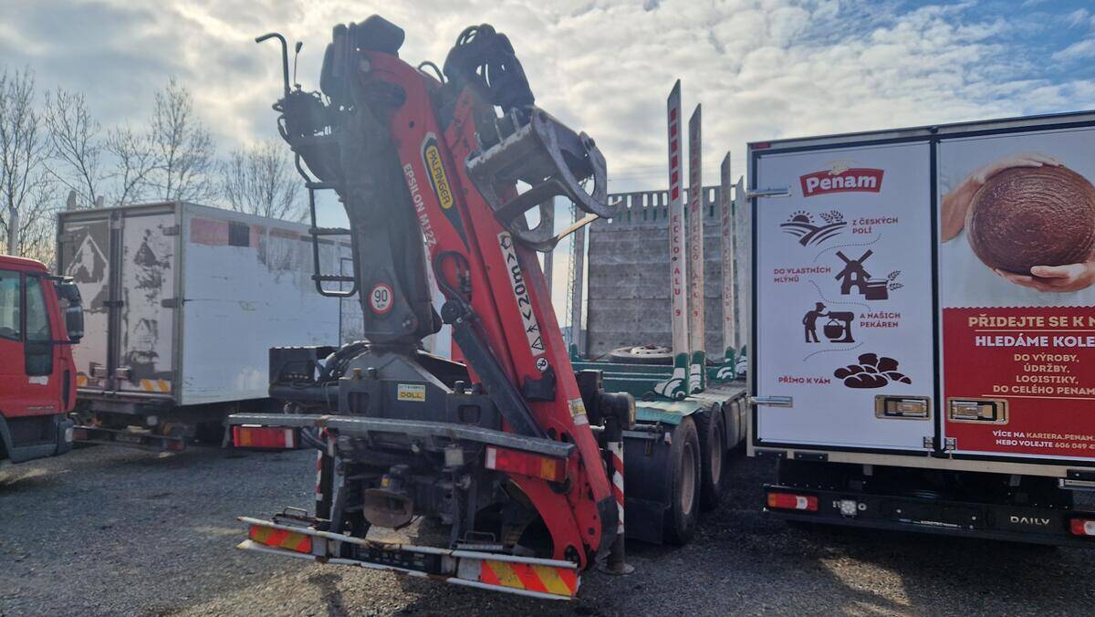 Iveco Stralis AS260SZ 6x4 + HR Epsilon