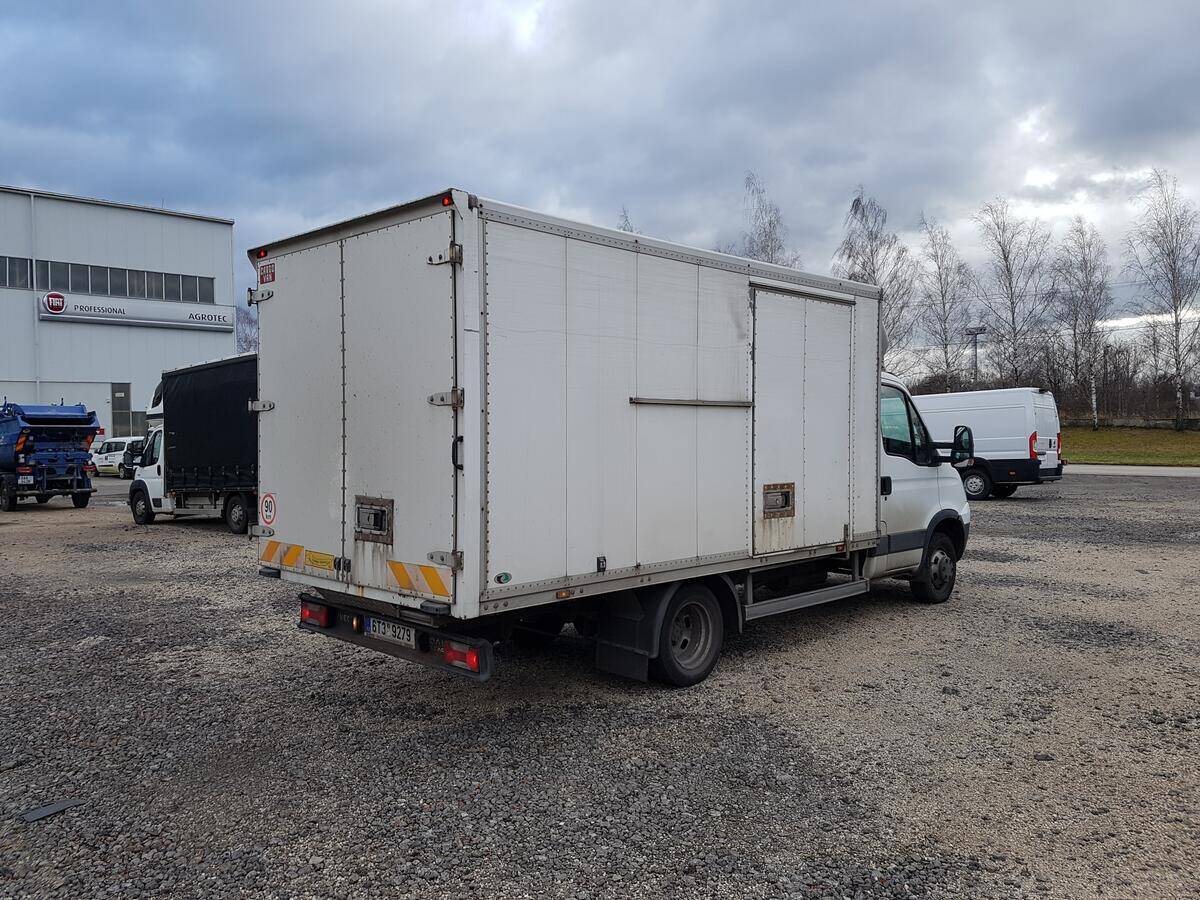 Iveco Daily 50C15 / do 3,5t skříň