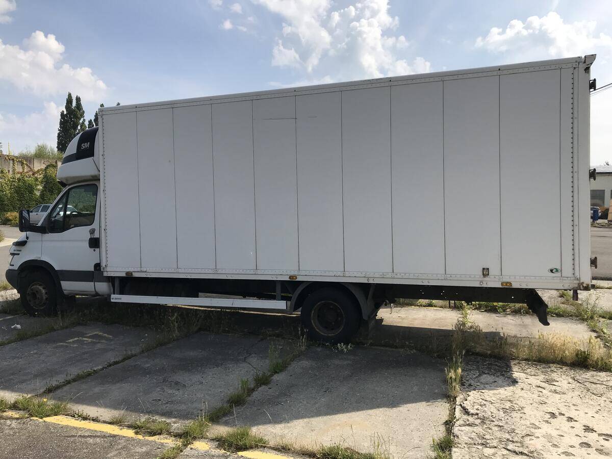 Iveco Daily 65C17 skříň
