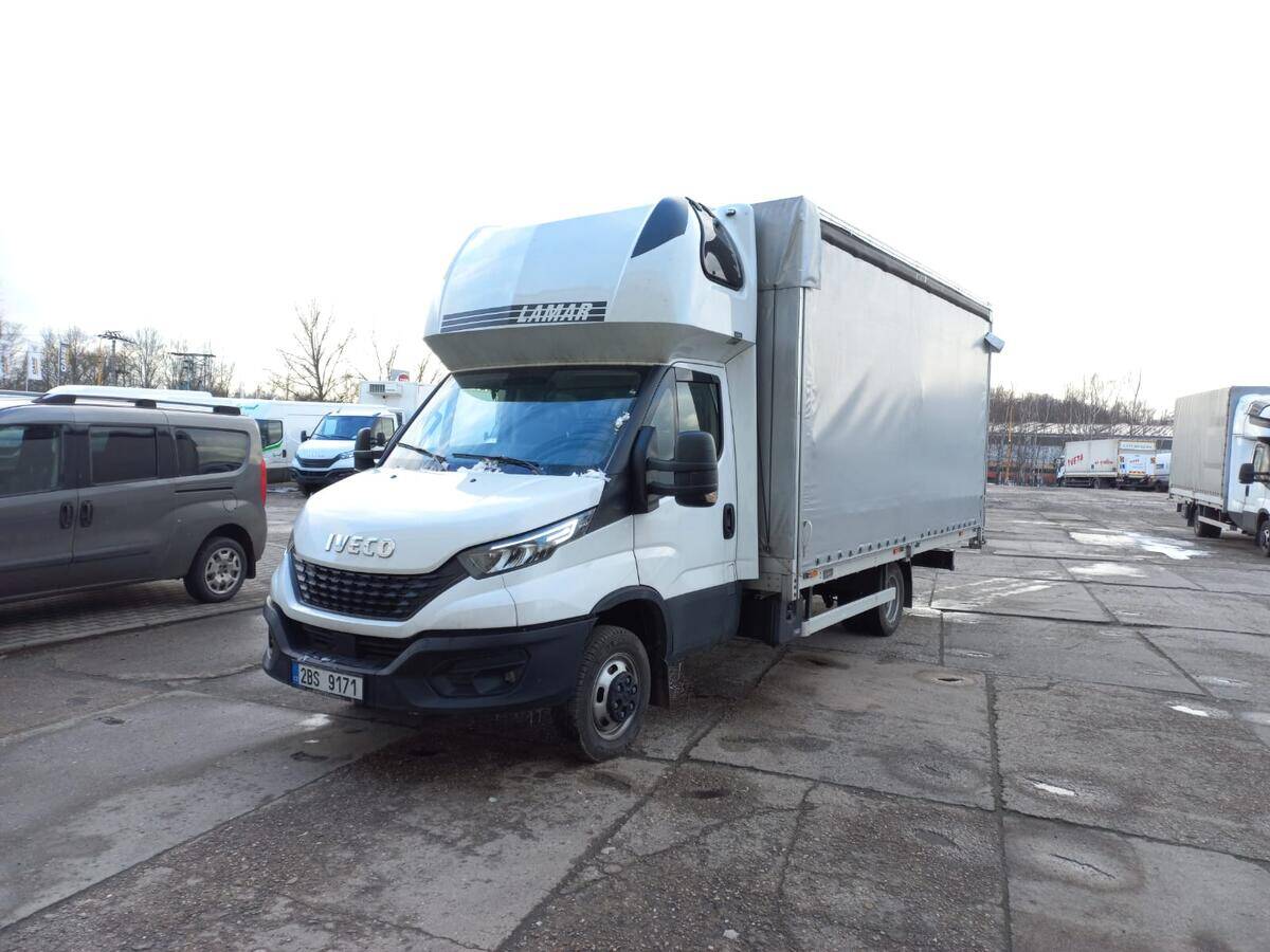 Iveco Daily 50C18 do 3,5t, plachta