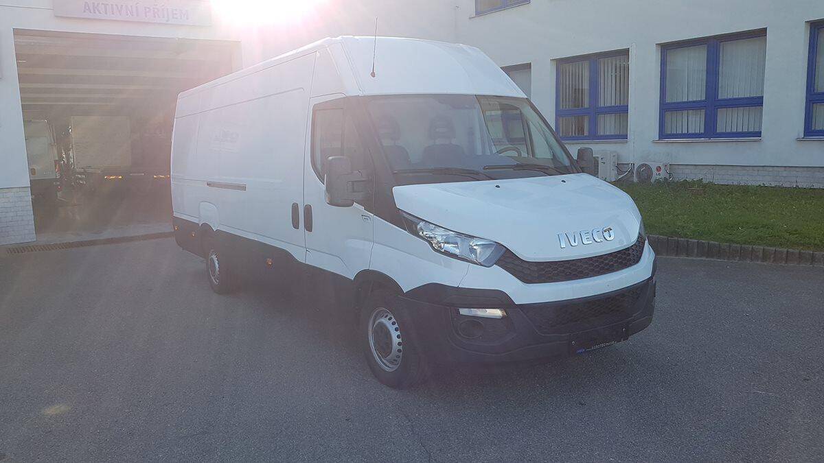 Iveco Daily 35S15V rezervace