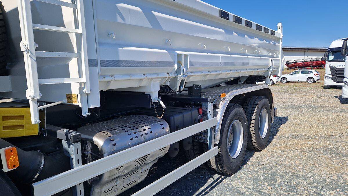 Iveco Stralis X-Way  AD300X45 6x4 S3