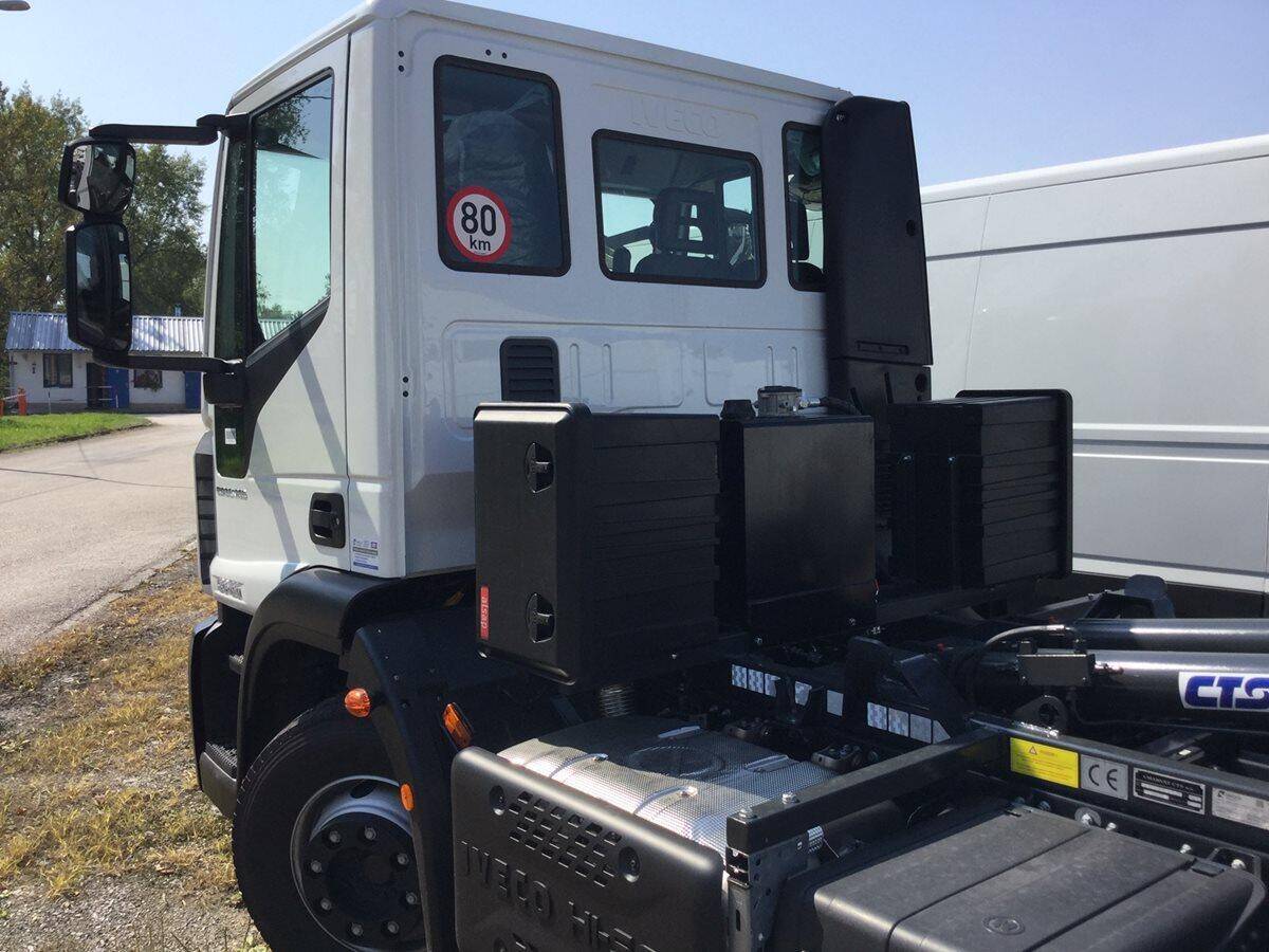 Iveco Eurocargo  MLC 120E19 kontejner