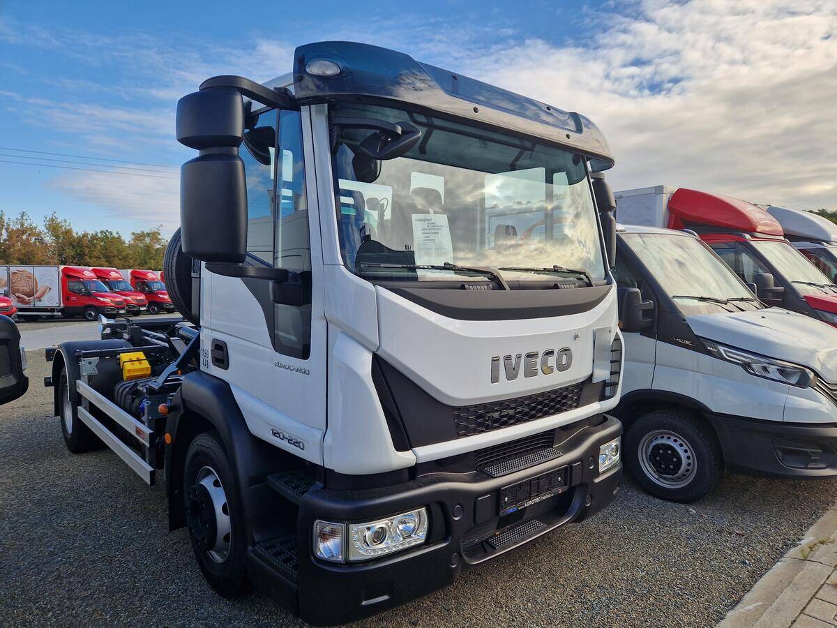 Iveco Eurocargo  120E22 natahovák 8t skladem