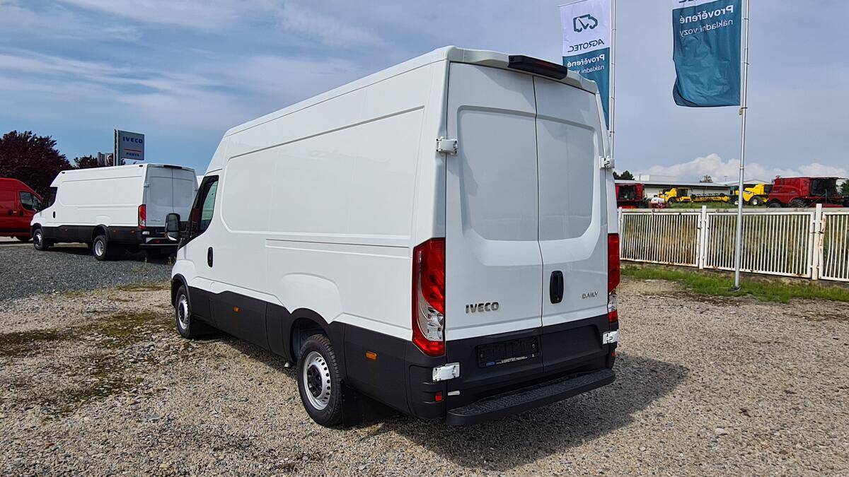 Iveco Daily  50C18 do 3,5t,L2H3, v.v. 2,1m
