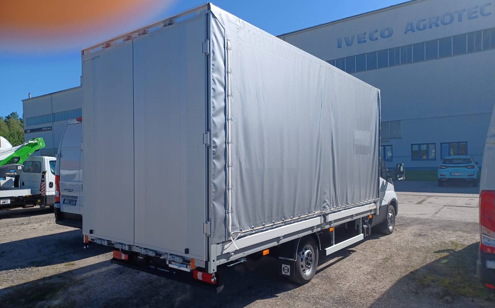 Iveco Daily 35S18HA8 V, automat, 10pal.