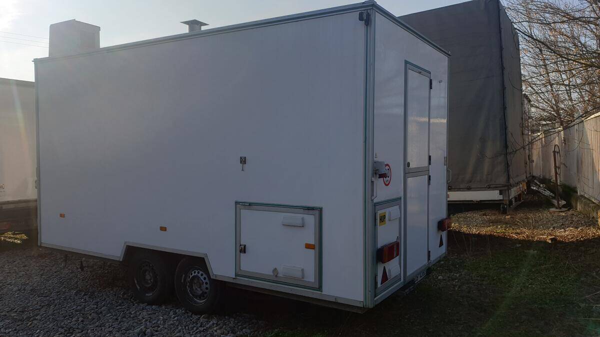 Ostatni model ostatni FORT AGP4500 pojízdná prodejna