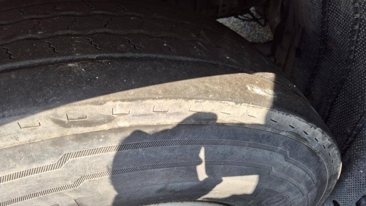 Iveco Stralis AS260S45 Y/PS rezervace