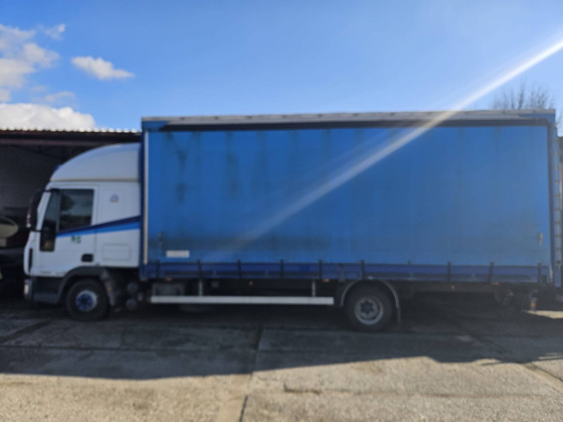 Iveco Eurocargo ML75E18 plachta