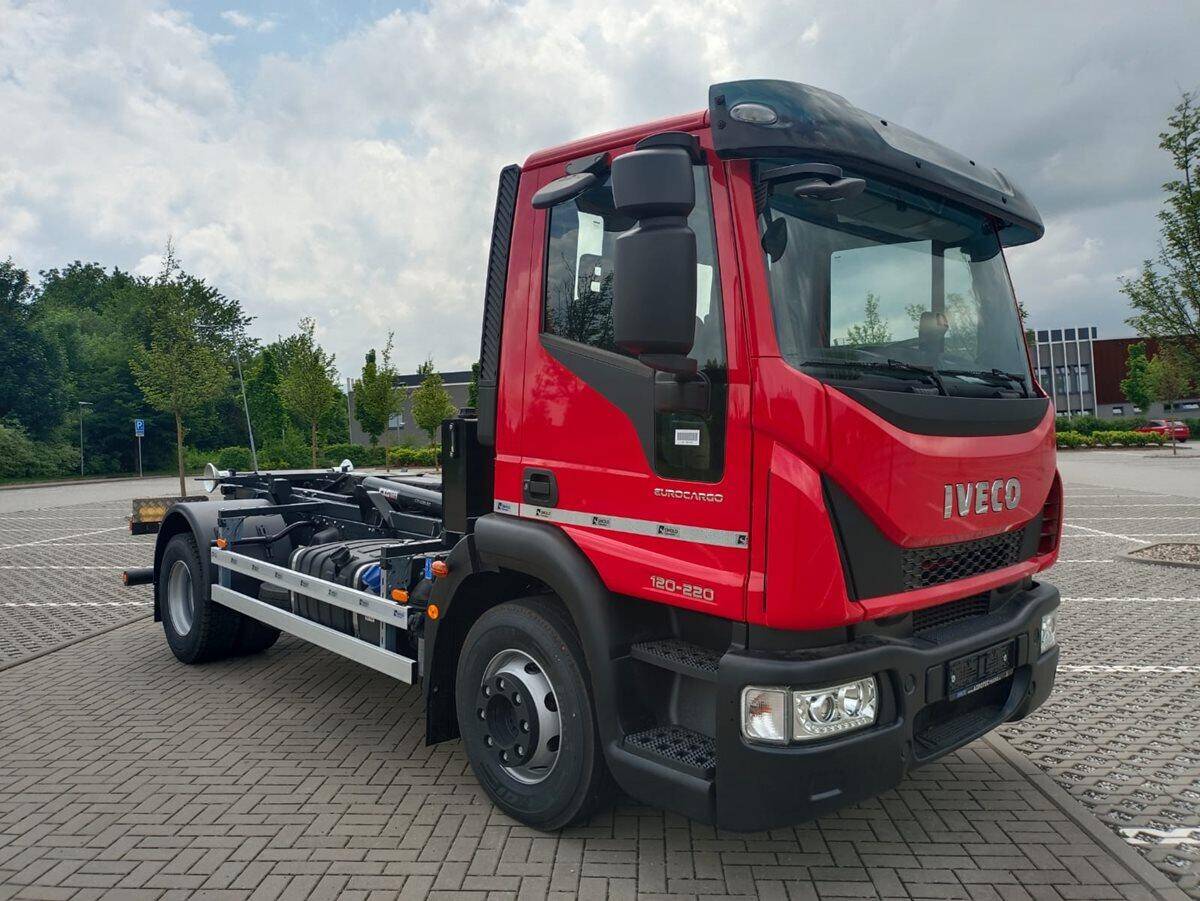 Iveco Eurocargo  120EC CTS 8t, skladem