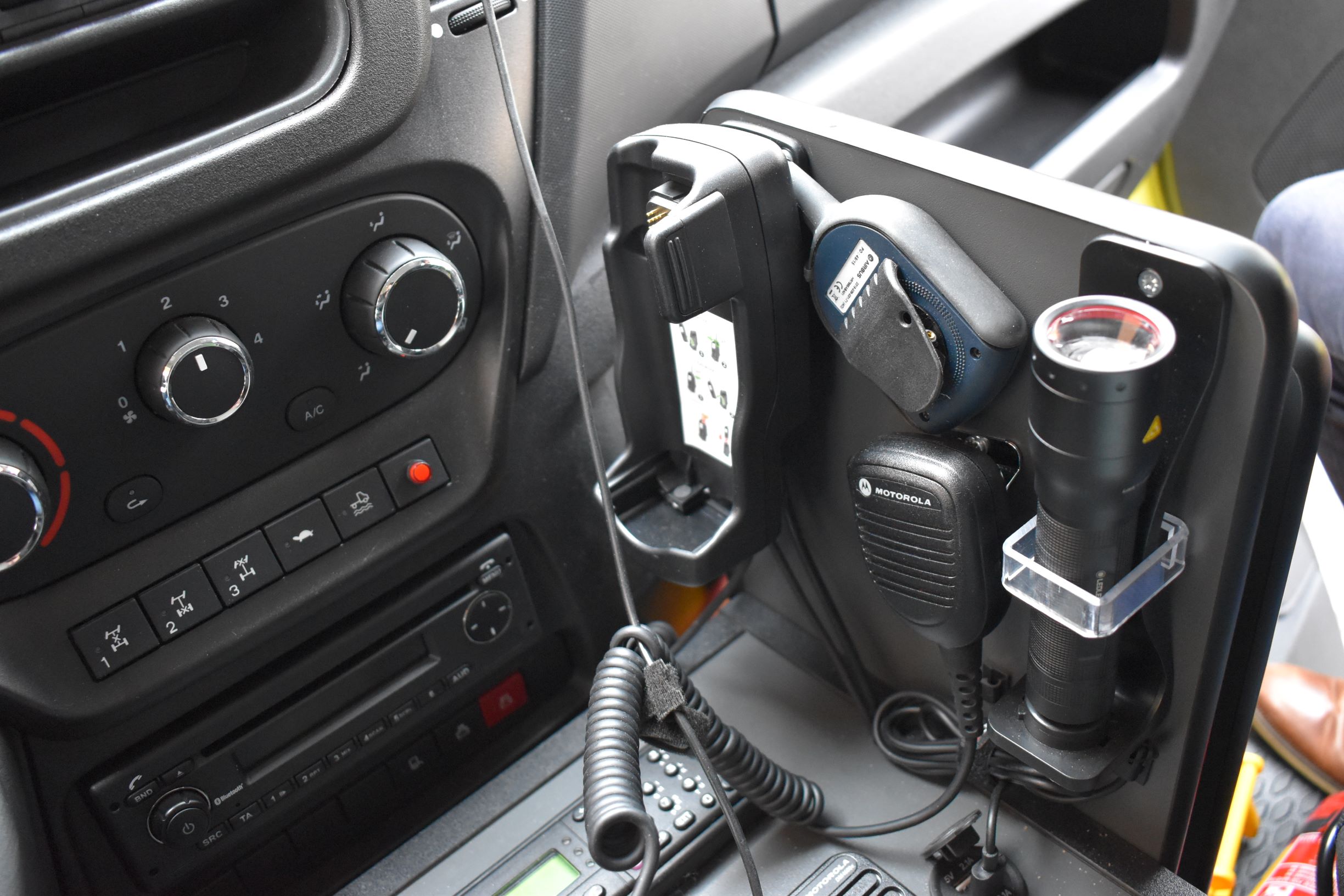 iveco-daily-4x4-hasici-sanitka-10.JPG iveco-daily-4x4-hasici-sanitka-10.JPG