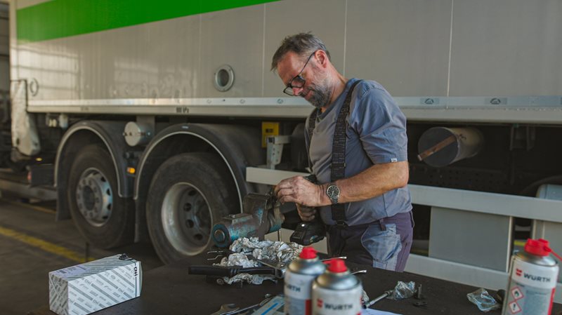 7W1A6093-(1).jpg 7W1A6093-(1).jpg