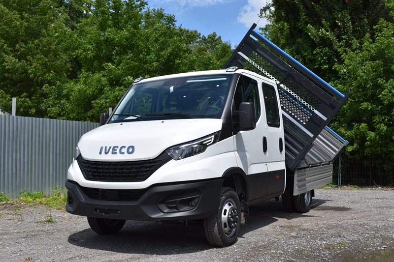 IVECO-DAILY-sklapeci-nastavba-(3).jpg