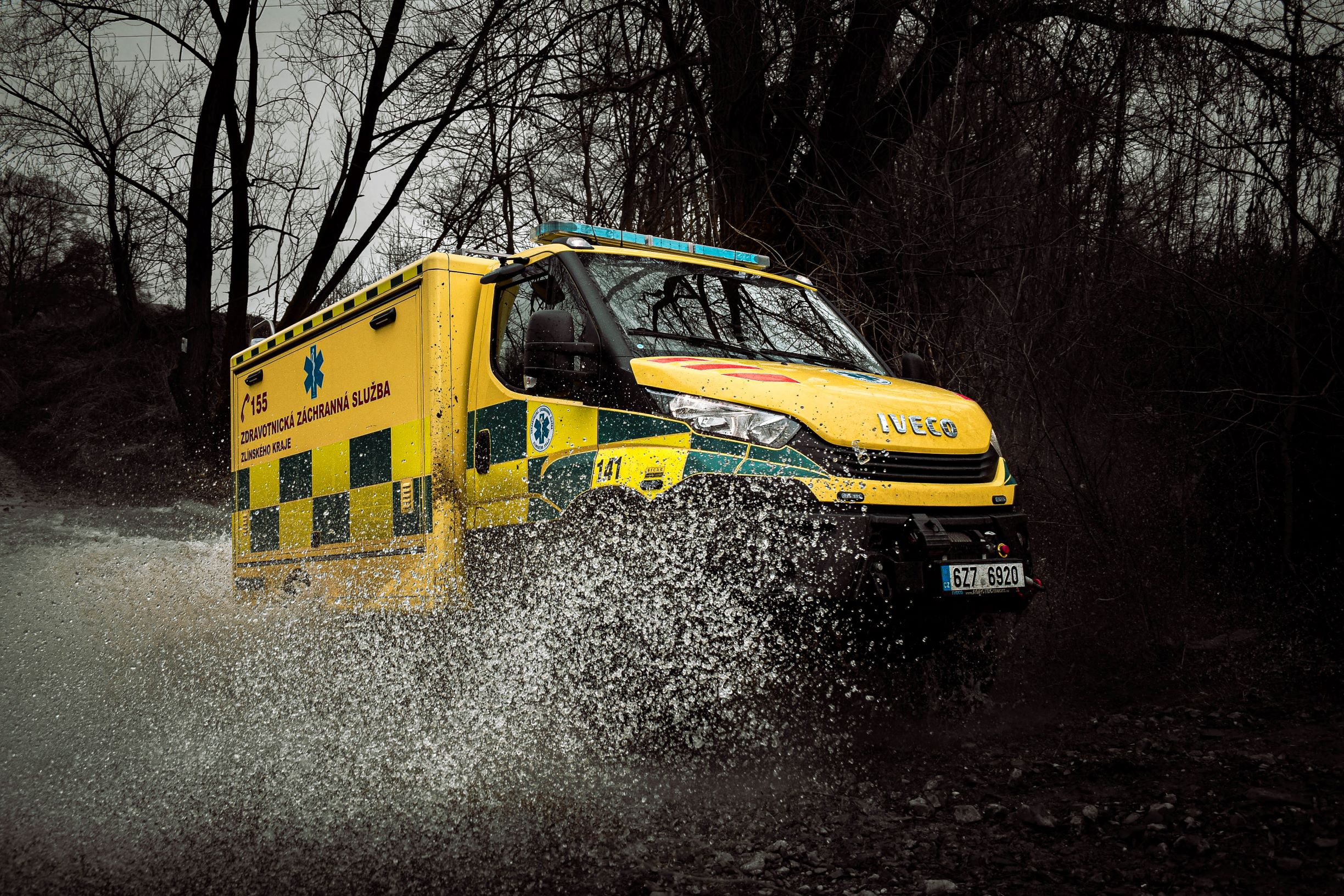 Iveco-daily-4x4-hasici-sanitka-6-(1).jpg Iveco-daily-4x4-hasici-sanitka-6-(1).jpg