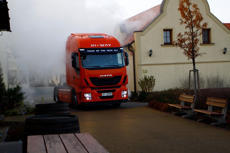 2012_11_20-Predstaveni-IVECO-HI-WAY-(36).JPG
