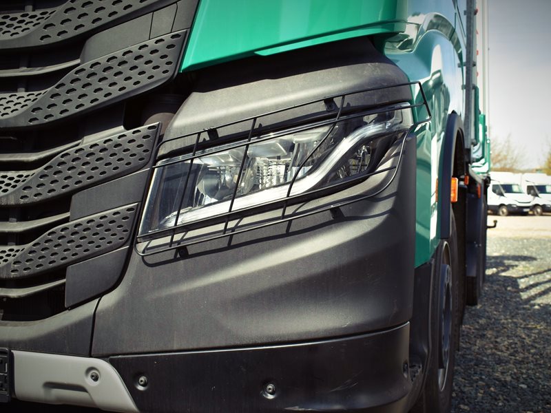 Iveco-X-WAY-jerab-ruka-3.jpg Iveco-X-WAY-jerab-ruka-3.jpg