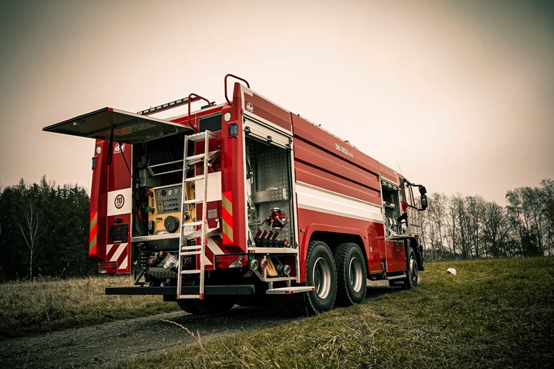 IVECO-Stralis-CAS-pozarni-vuz-(1).jpg